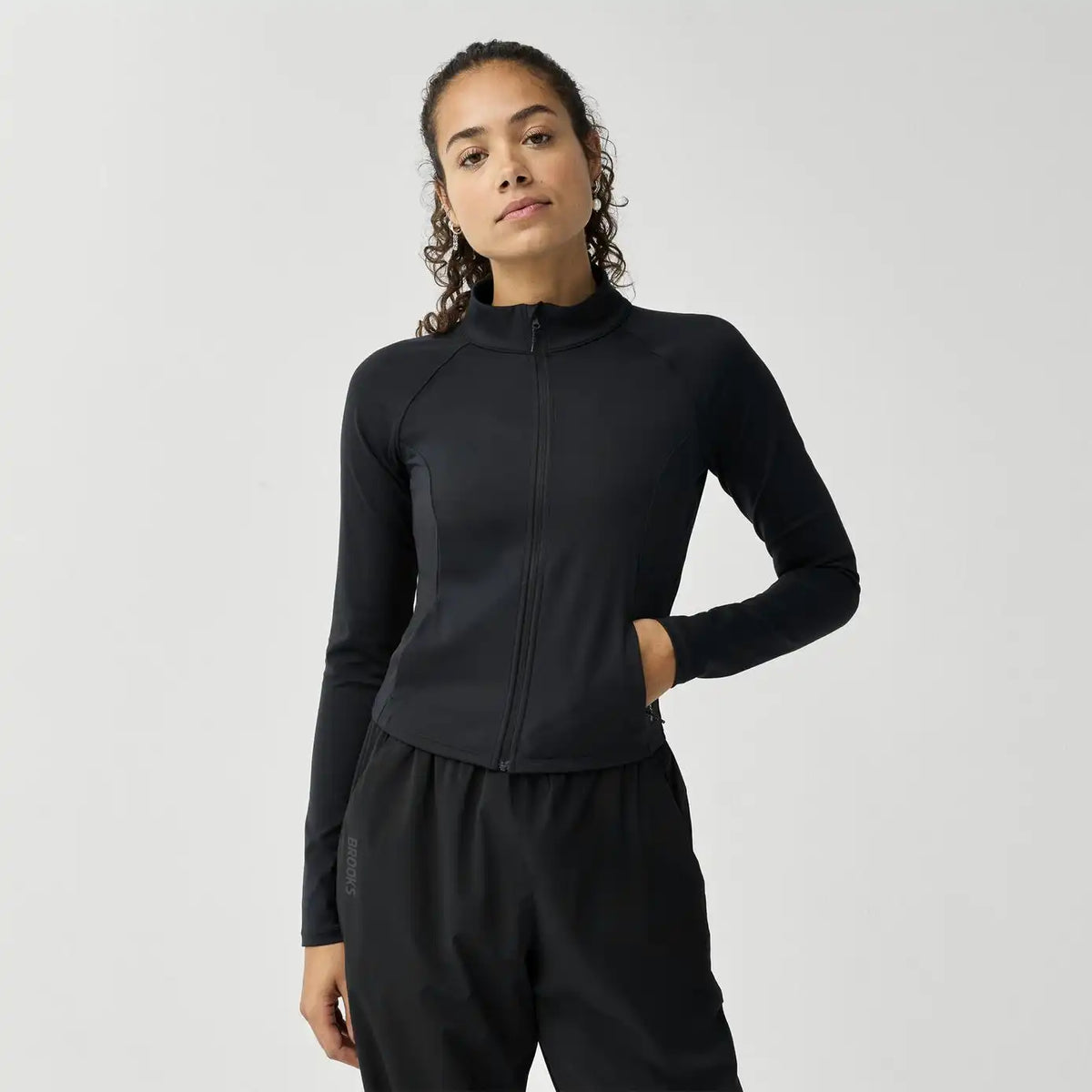 Movement Fitted Crop Jacket